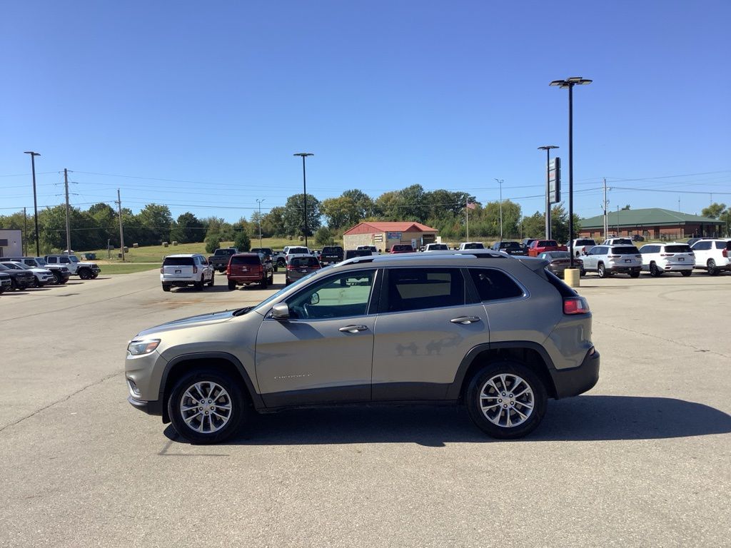 2019 Jeep Cherokee Latitude photo 4