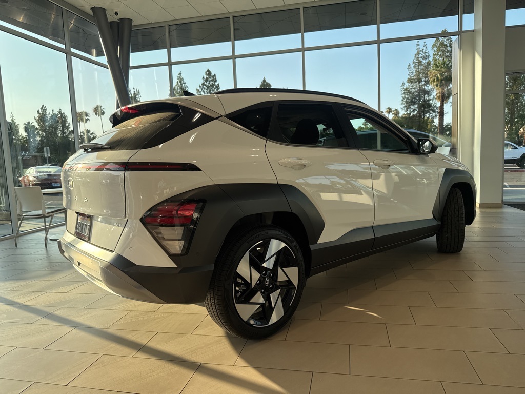 2024 Hyundai Kona Limited photo 2