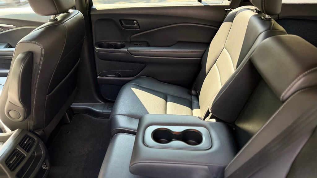 2022 Honda Passport EX-L photo 13