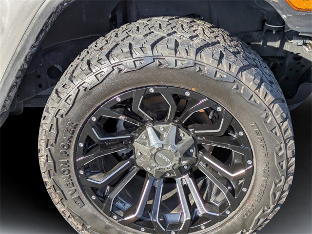 2022 Jeep Wrangler Unlimited Sahara photo 10