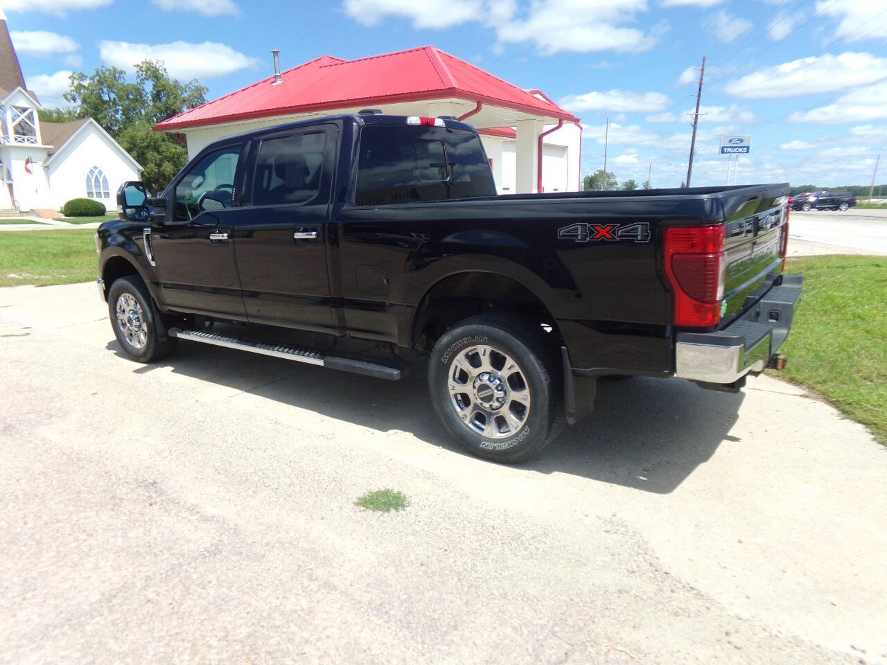 2022 Ford F-250 Lariat photo 3