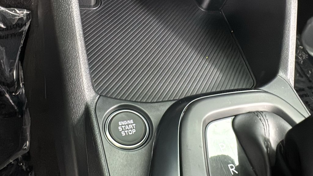 2025 Kia K4 LXS photo 20