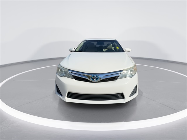 2013 Toyota Camry Hybrid LE photo 3