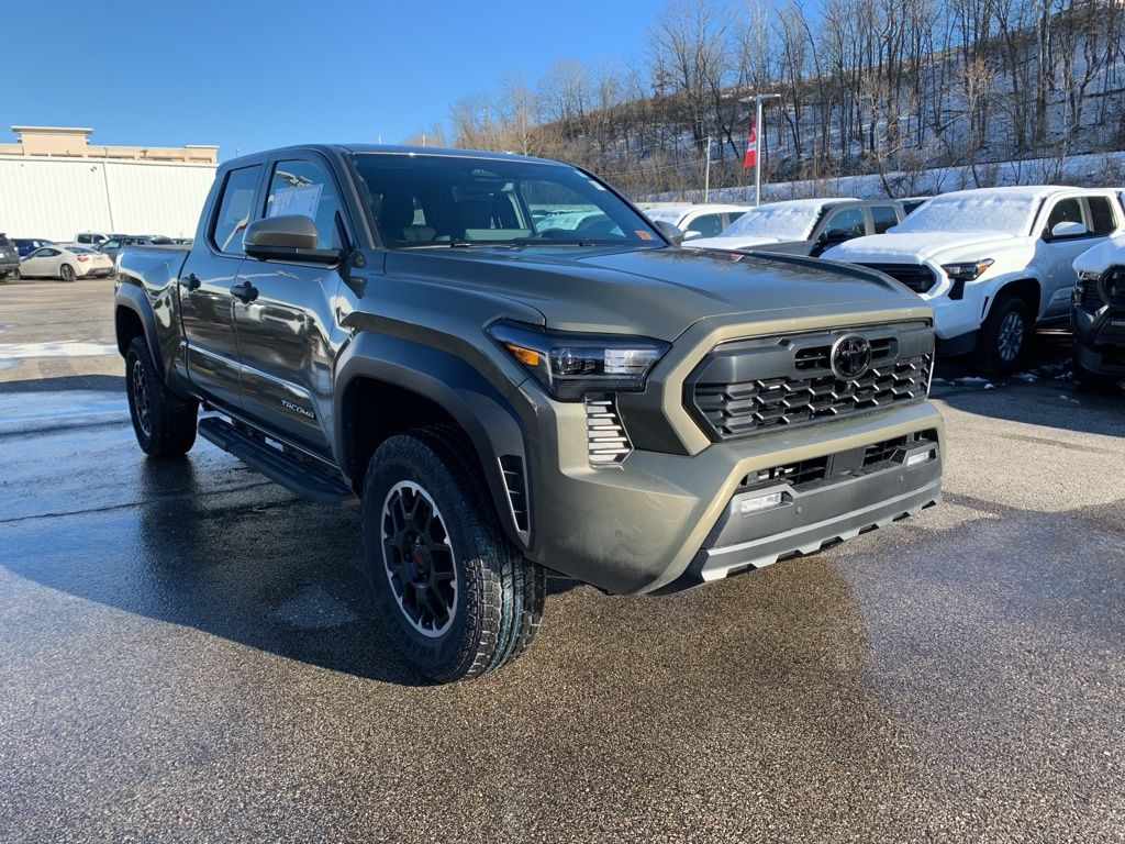2026 Toyota Tacoma TRD Sport's photo