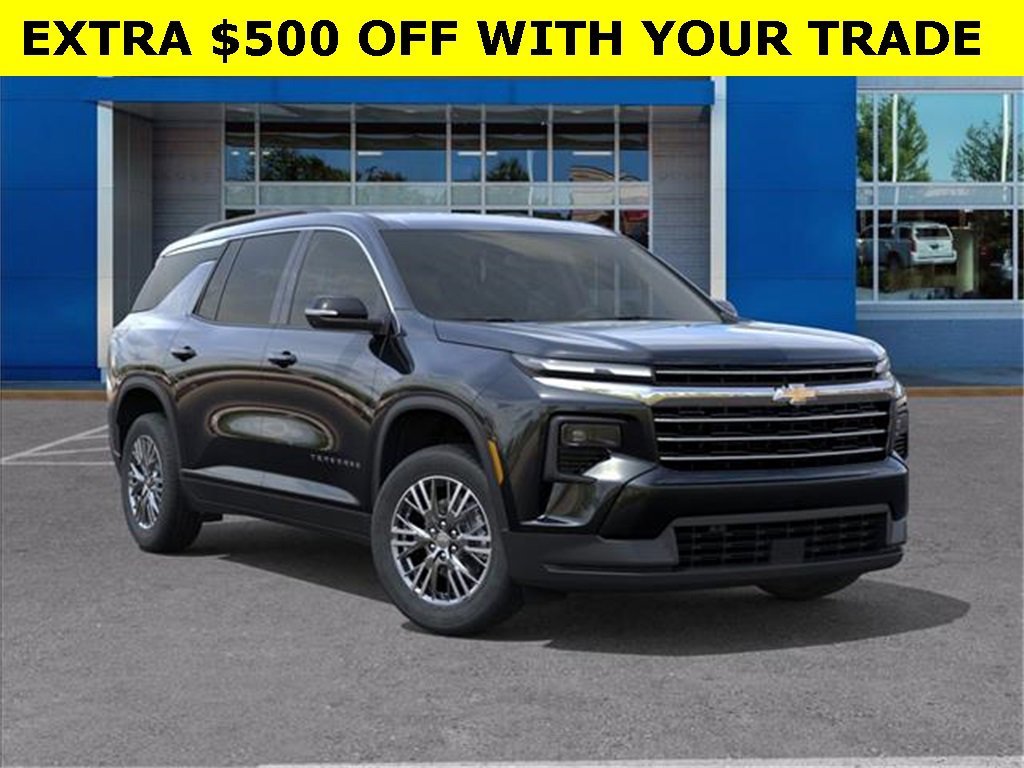 2026 Chevrolet Traverse photo 2