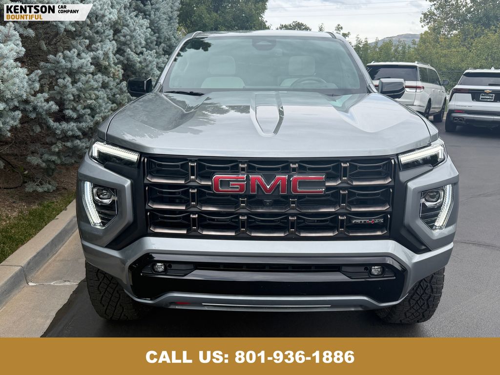 2024 Gmc Canyon AT4X photo 2