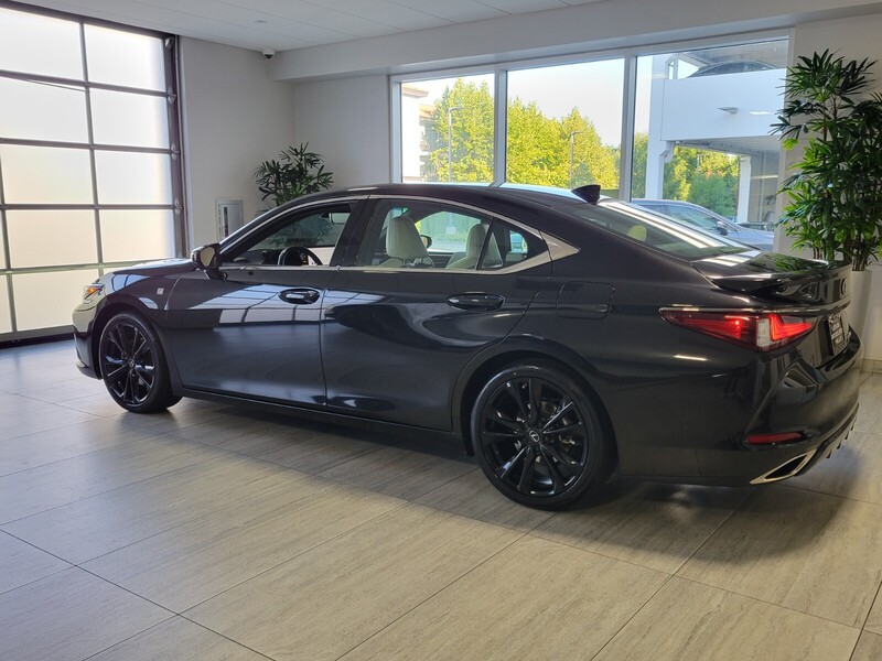 2023 Lexus ES 350 F SPORT Handling photo 3