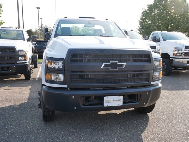 2024 Chevrolet Silverado 5500HD Work Truck photo 2