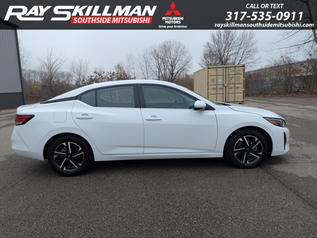 2024 Nissan Sentra SV photo 4