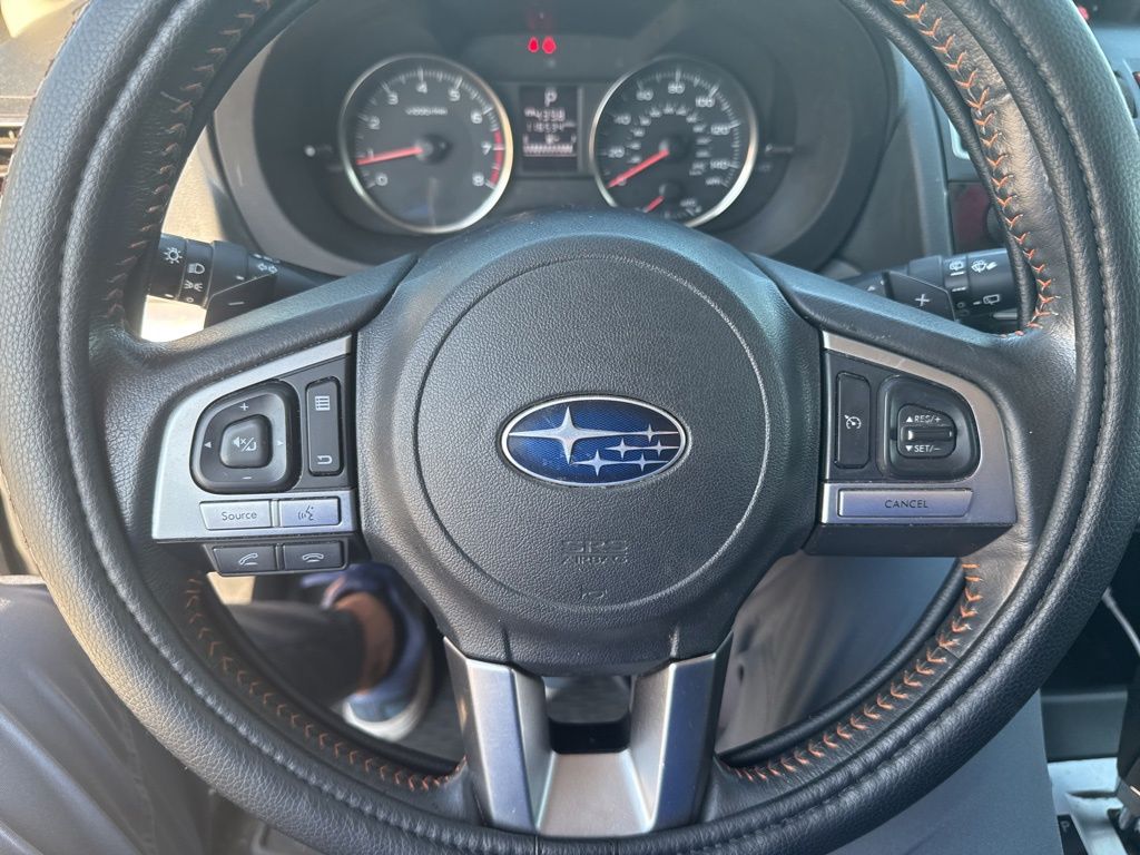 2016 Subaru Crosstrek 2.0i Premium photo 8