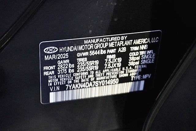 Used 2025 Black Hyundai SEL image 37