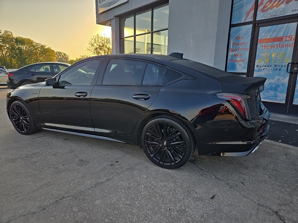 2026 Cadillac CT5 V photo 3
