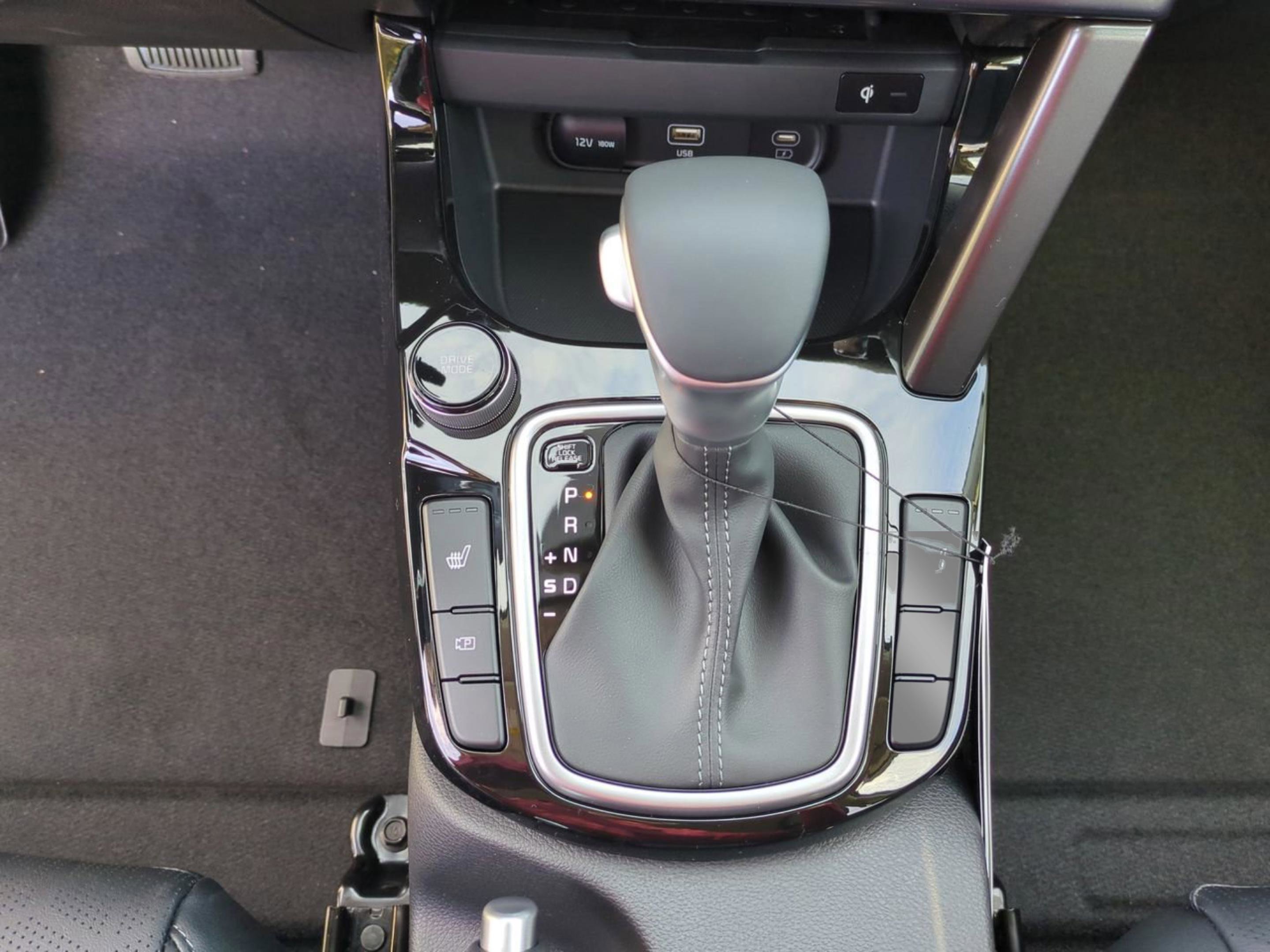 2026 Kia Seltos EX photo 17