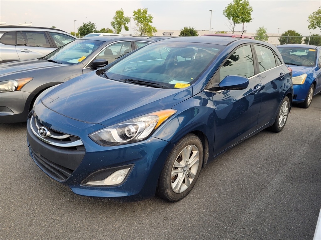 2015 Hyundai Elantra GT Base photo 2