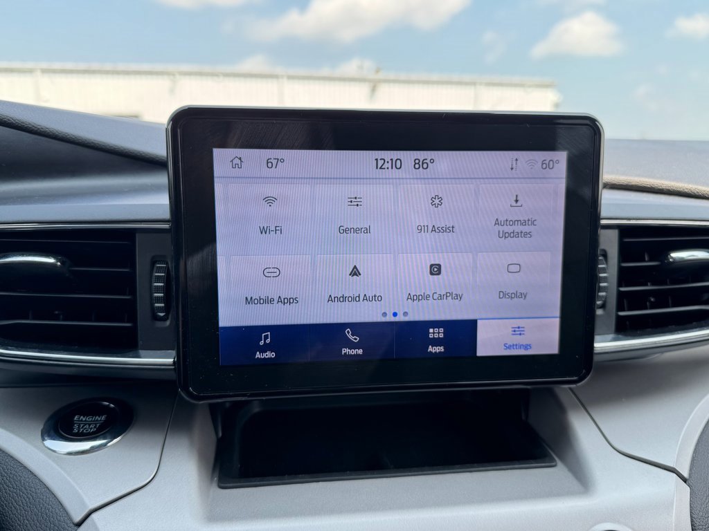 2023 Ford Explorer XLT photo 23