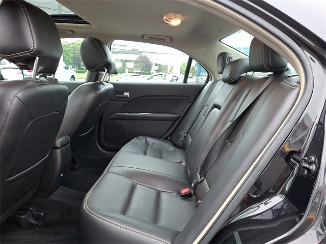 2012 Ford Fusion SEL photo 17