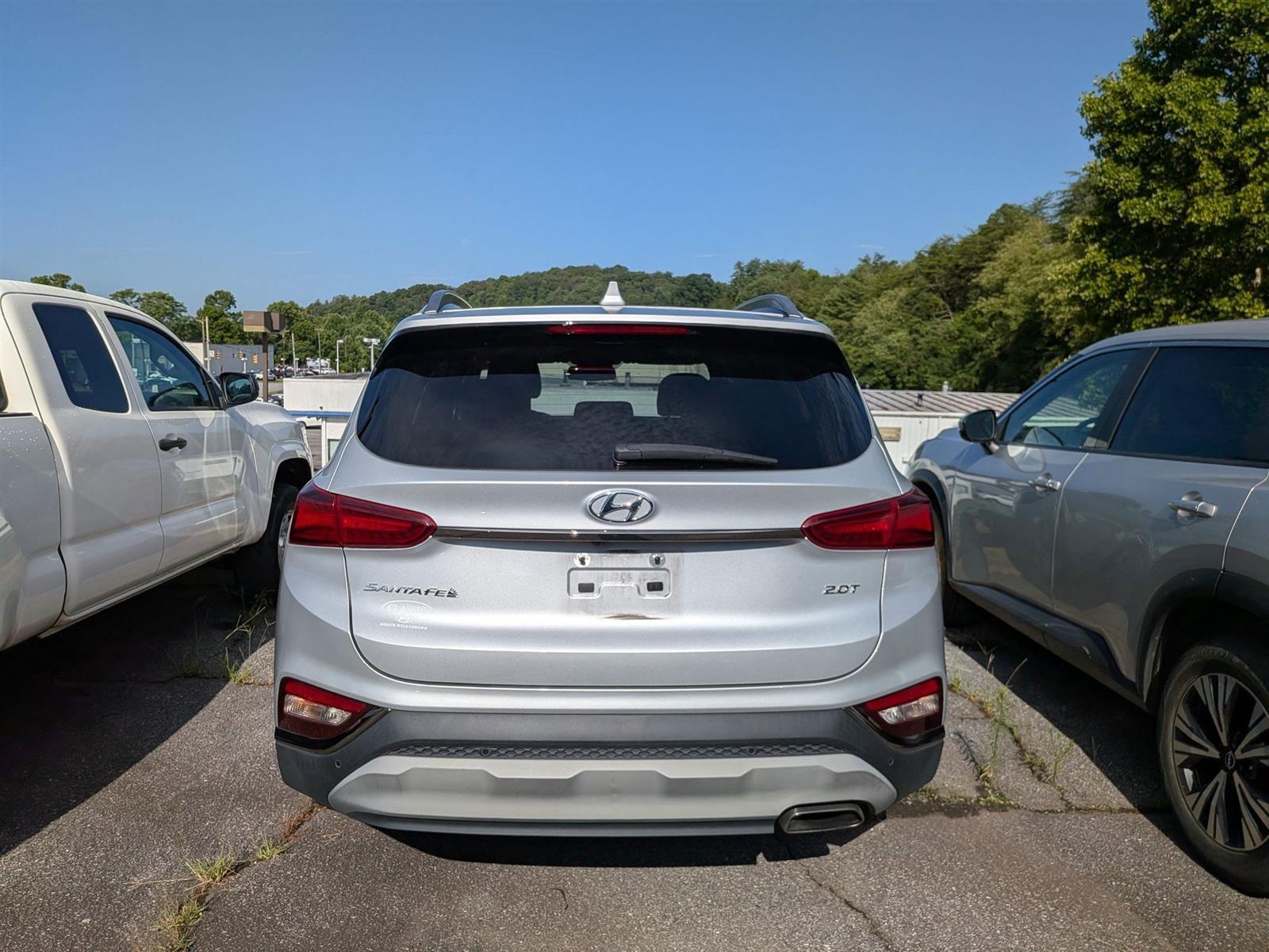 2020 Hyundai Santa Fe Limited photo 4