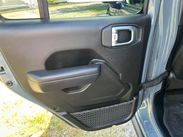 2024 Jeep Gladiator photo 15