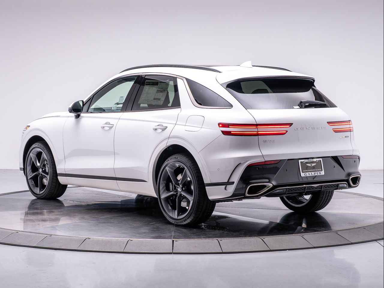 2026 Genesis GV70 3.5T Sport Prestige photo 2