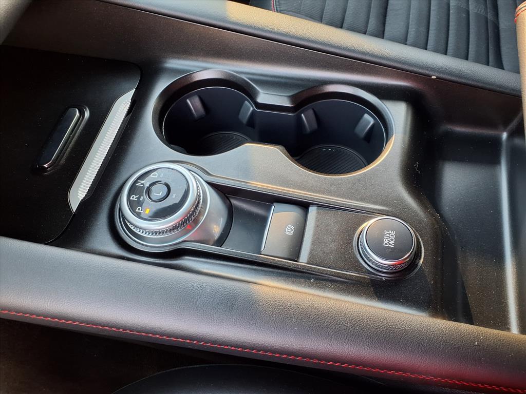 2025 Ford Explorer ST-Line photo 11