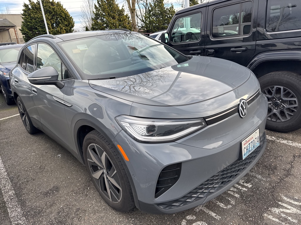 2023 Volkswagen ID.4 Base's photo