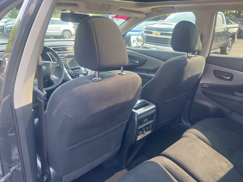 2019 Nissan Murano SV photo 5