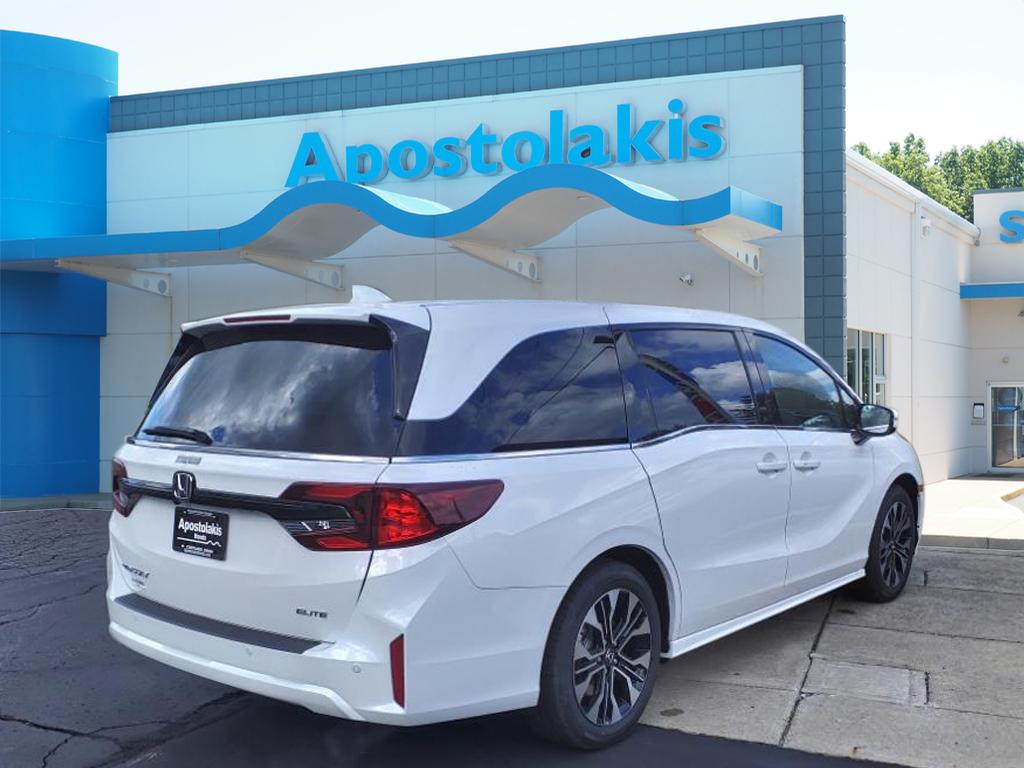 2025 Honda Odyssey Elite photo 3