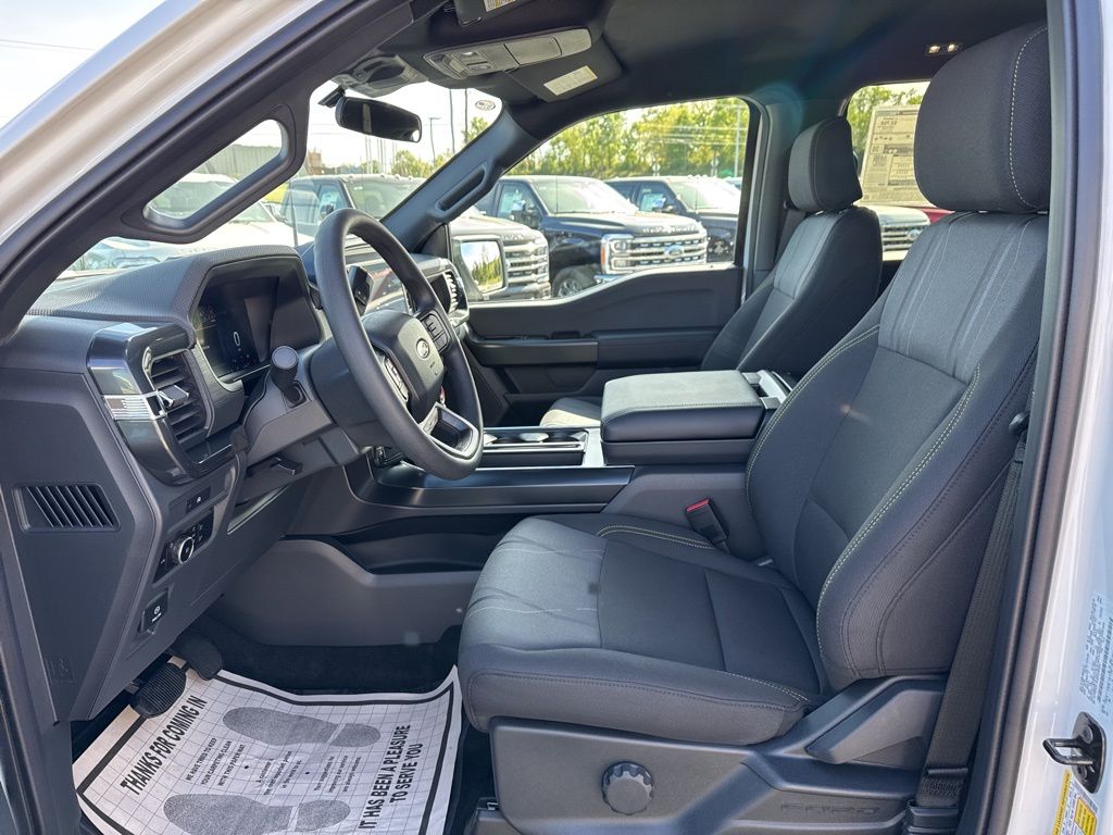 2025 Ford F-150 STX photo 9