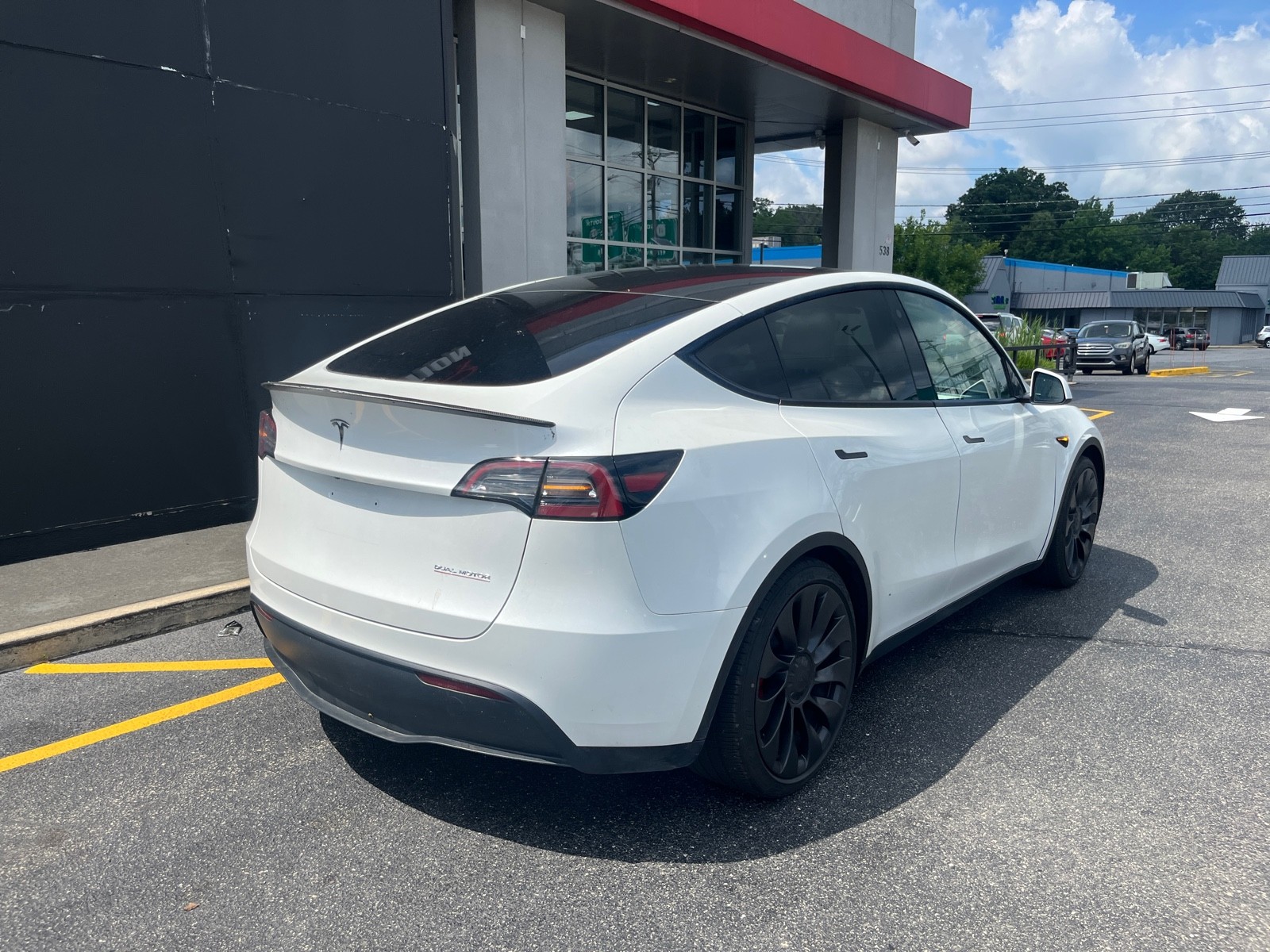 2023 Tesla Model Y Performance photo 5