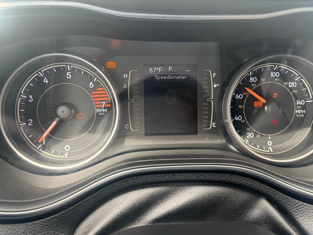 2019 Jeep Cherokee Latitude photo 16