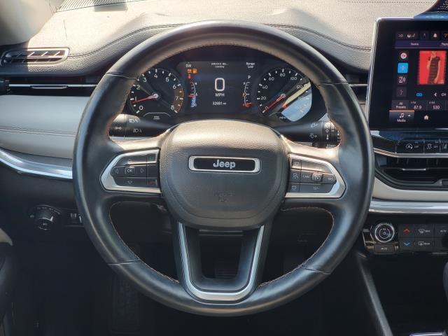 2022 Jeep Compass Limited photo 19