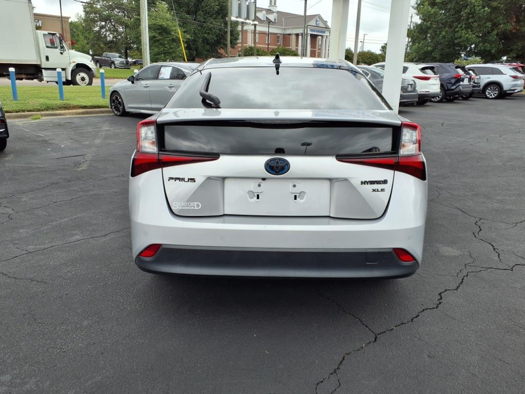 2022 Toyota Prius XLE photo 23