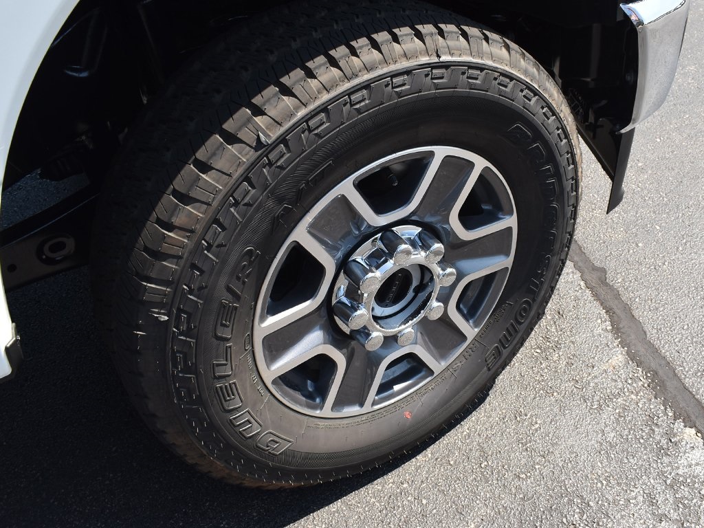 2025 Ford F-250 XLT photo 7