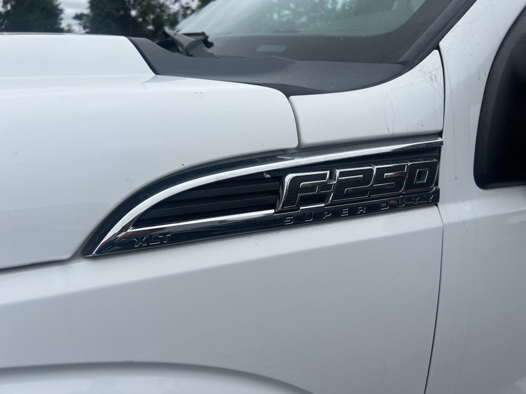 2015 Ford F-250 photo 6