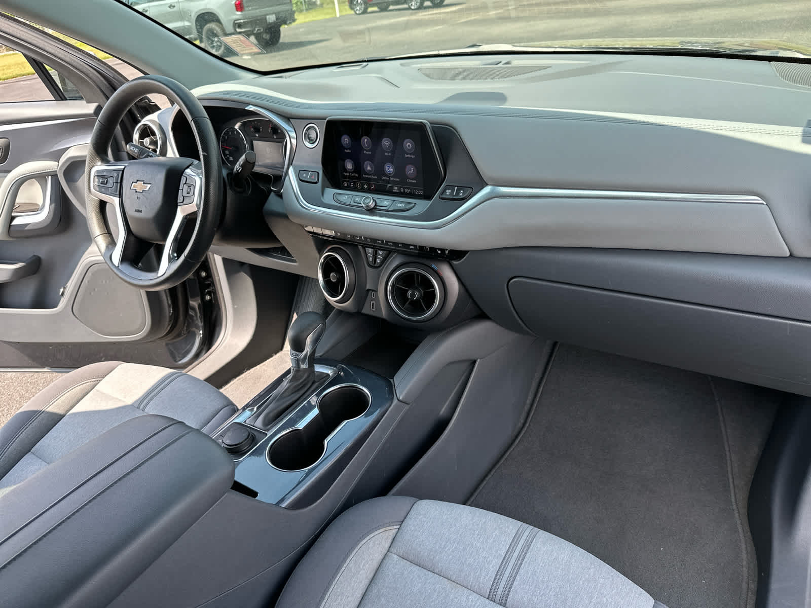 2022 Chevrolet Blazer 2LT photo 23