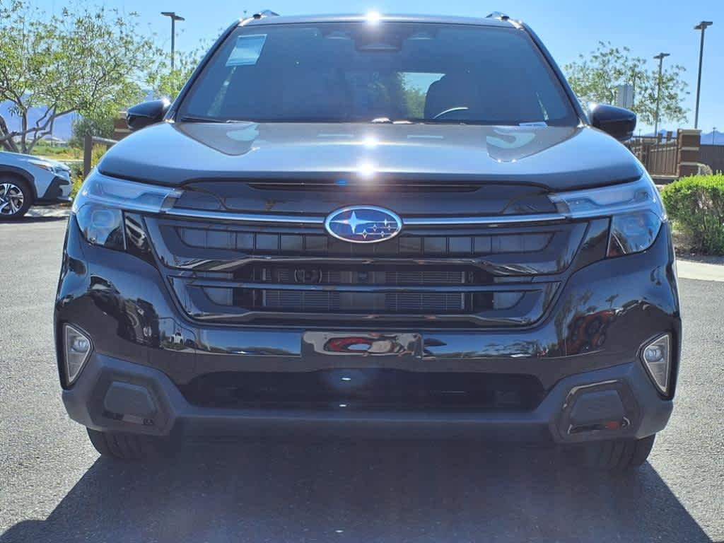2025 Subaru Forester Touring photo 2
