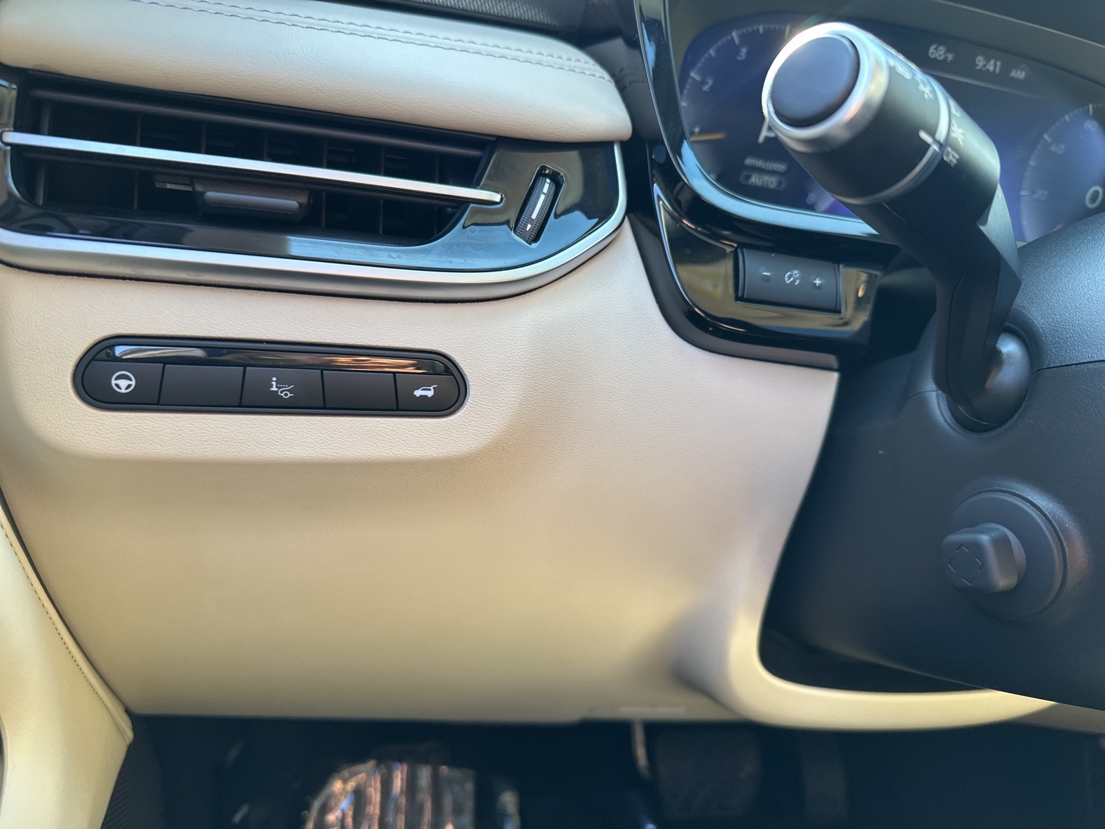 2025 Infiniti QX60 Luxe photo 23