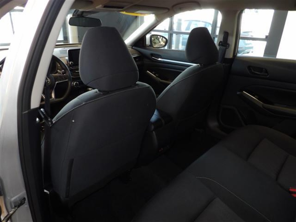 2023 Nissan Altima 2.5 SV photo 21