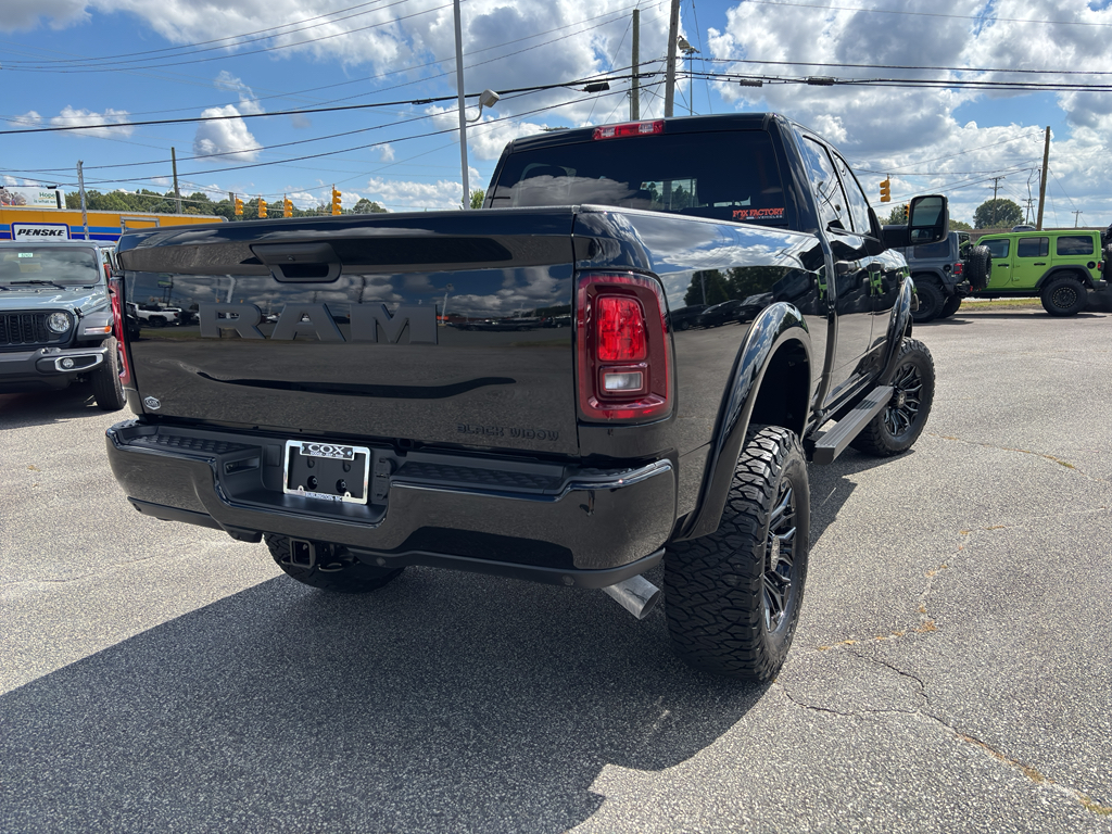 2025 Ram 2500 Big Horn photo 8