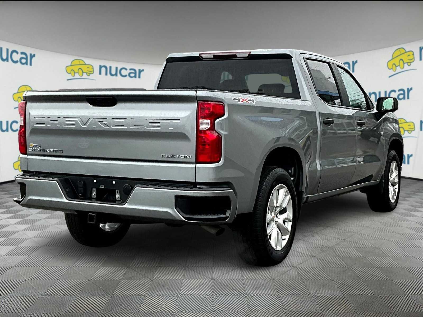 2024 Chevrolet Silverado 1500 Custom photo 6