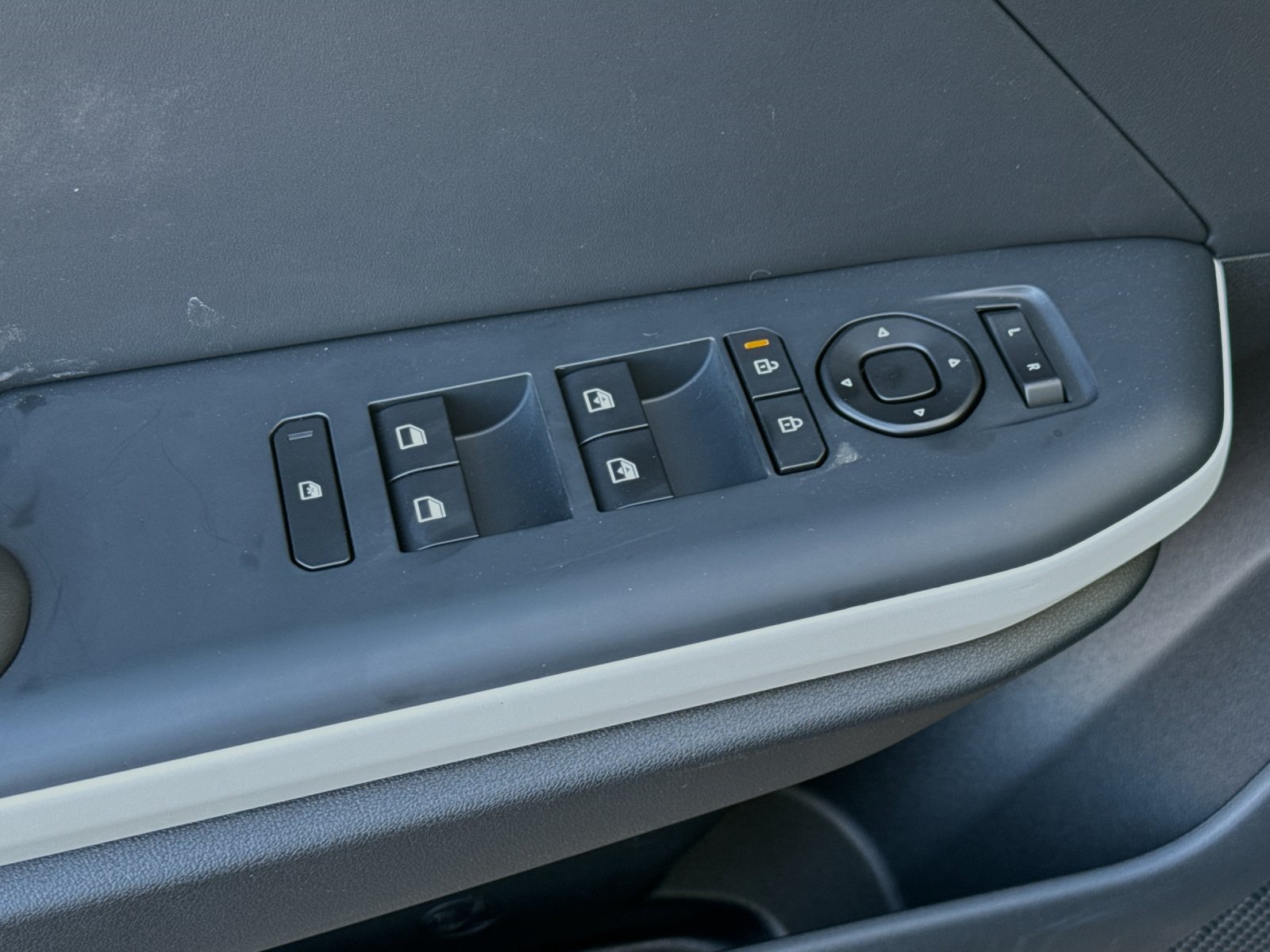 2025 Kia K4 GT-Line photo 11