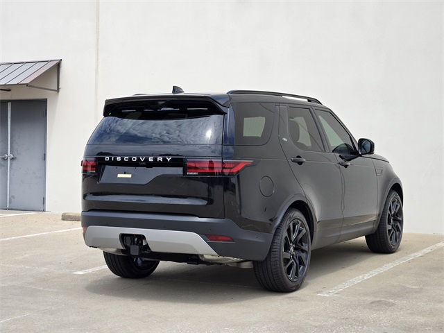 2025 Land Rover Discovery S photo 4