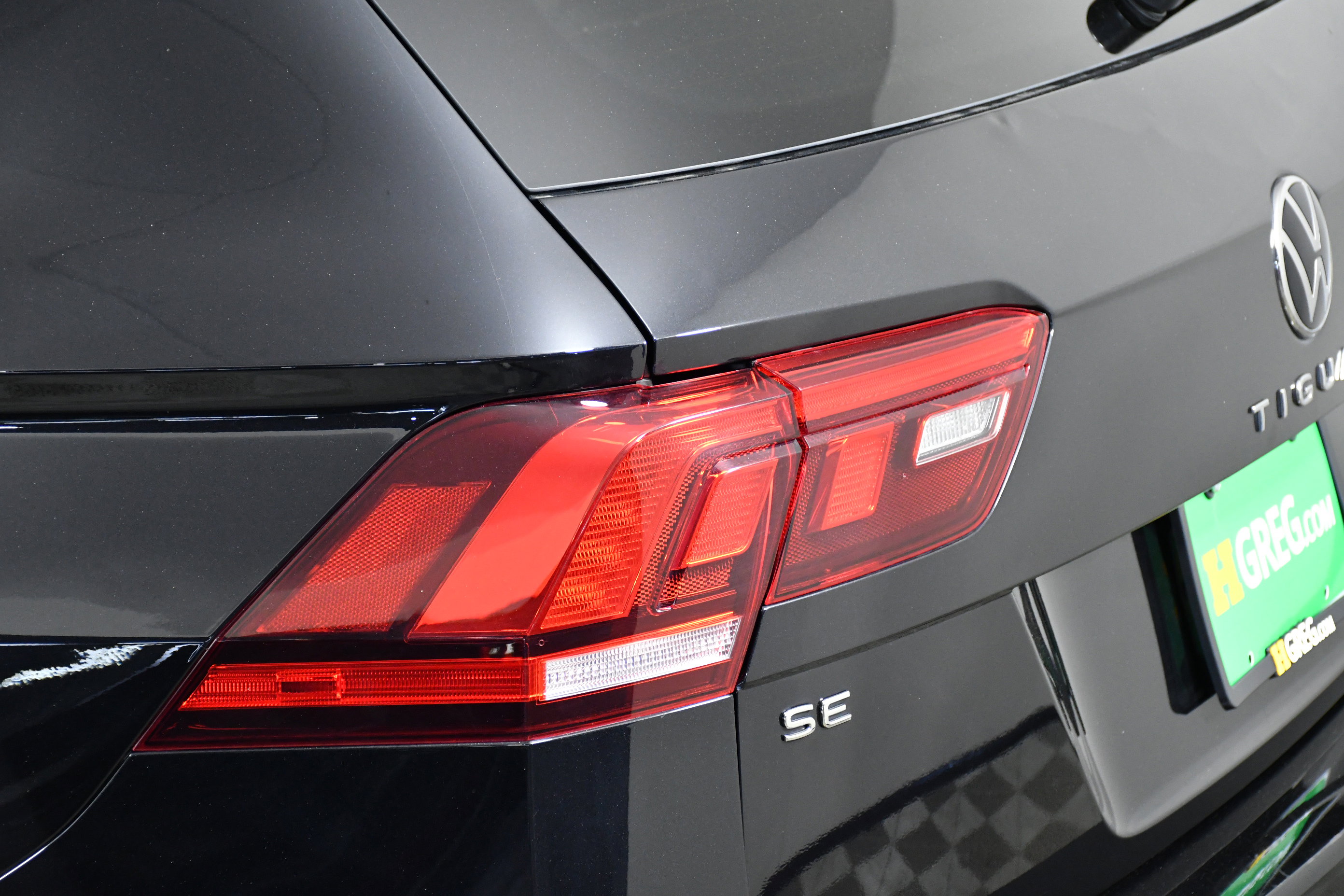 2024 Volkswagen Tiguan SE Wolfsburg Edition photo 31