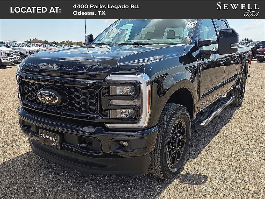 2025 Ford F-250 Super Duty Lariat's photo