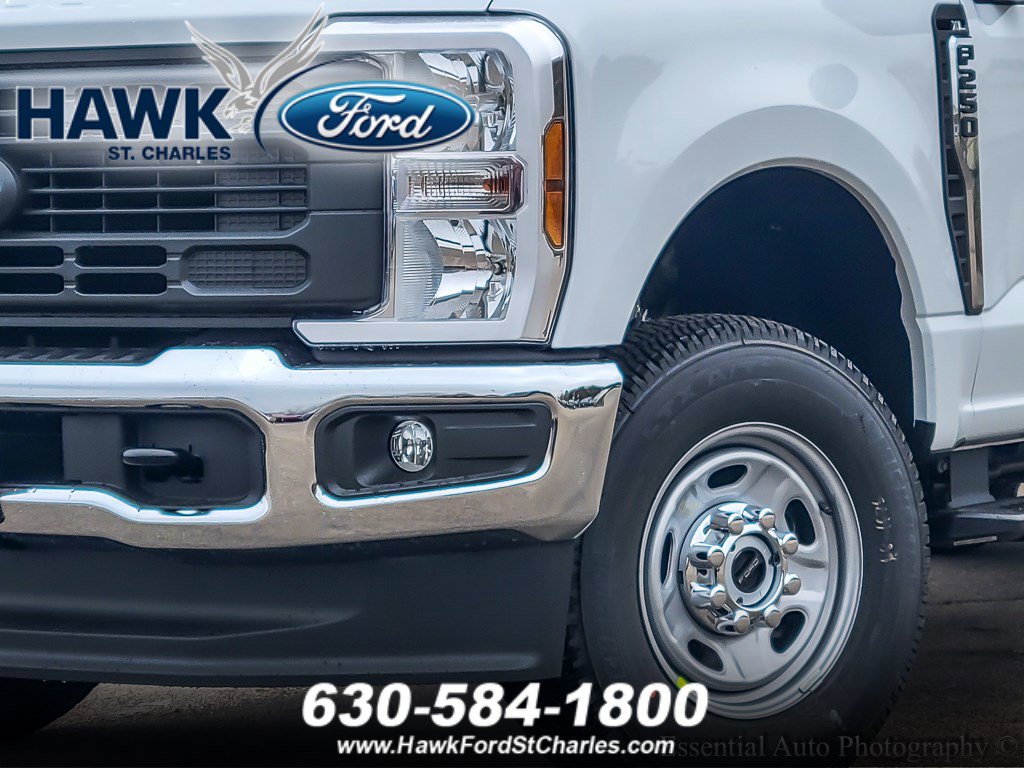 2026 Ford F-250 XL photo 3