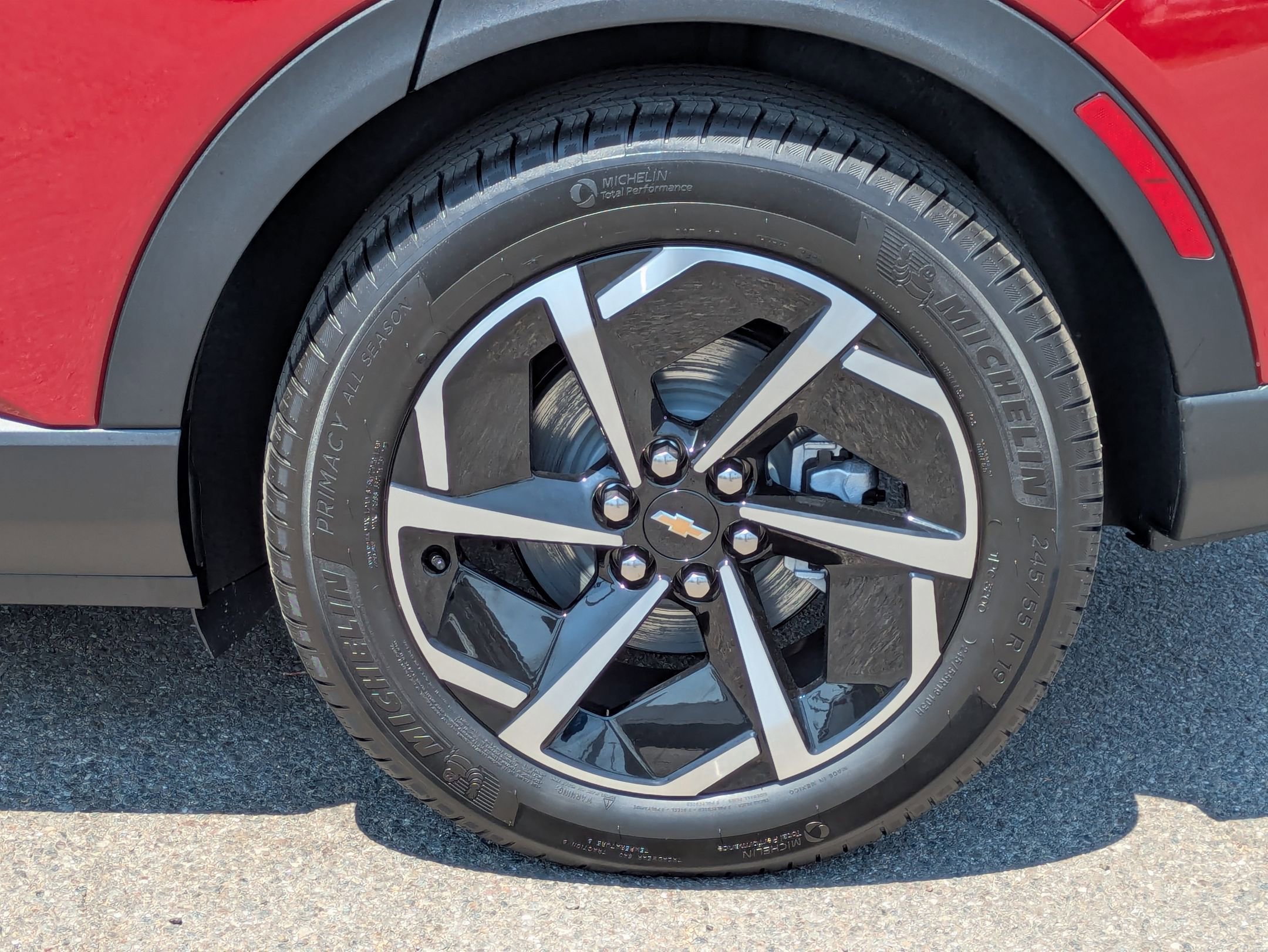 2025 Chevrolet Equinox EV 1LT photo 9