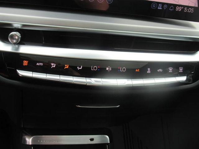 2026 Cadillac Lyriq photo 25