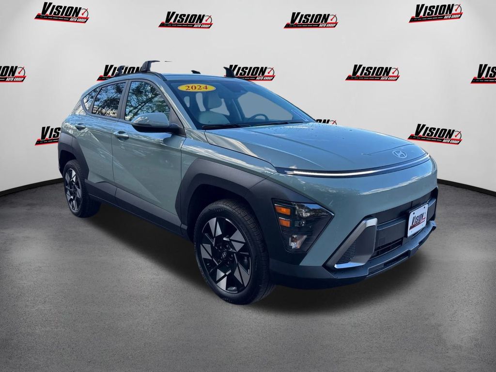 2024 Hyundai Kona SEL photo 3