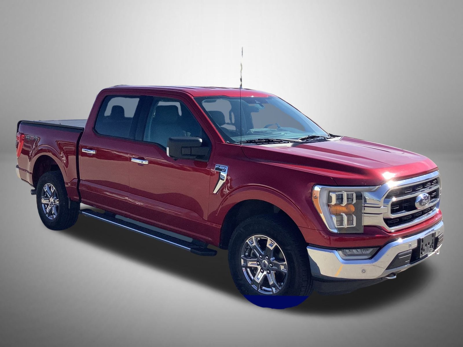 2021 Ford F-150 XLT photo 2