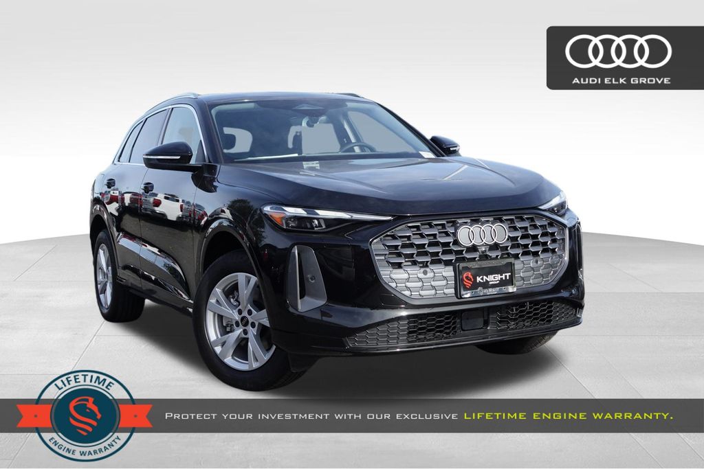 2025 Audi New Q5 Premium's photo